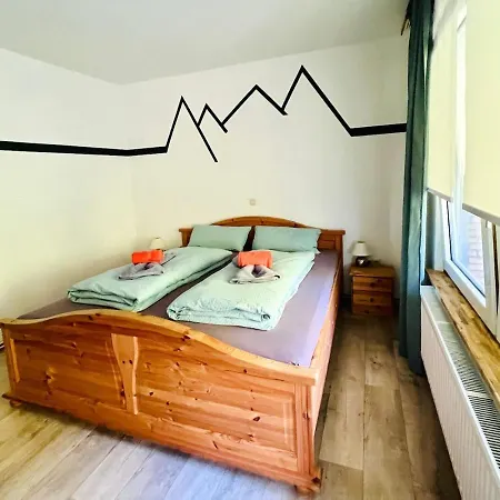 Vor Lauter Baeumen Konukevi Zorge