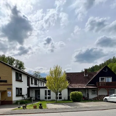 Vor Lauter Baeumen Konukevi Zorge