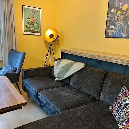 Konukevi Vor Lauter Baeumen