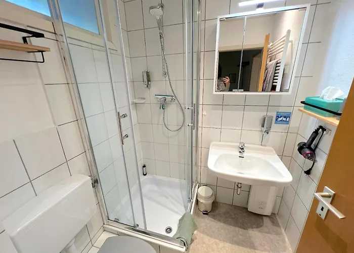 招待所 Vor Lauter Baeumen Zorge