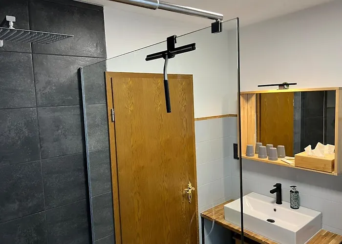 Vor Lauter Baeumen 招待所