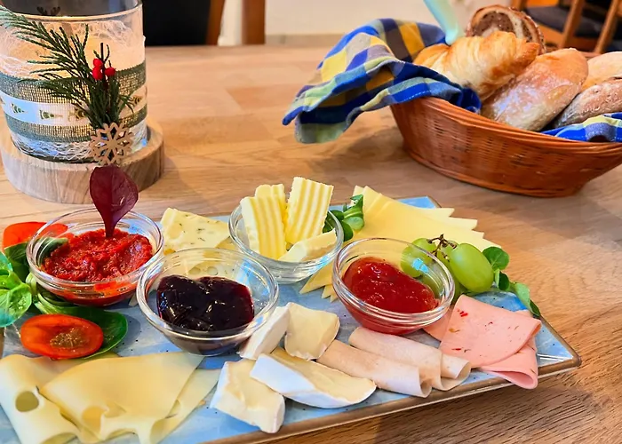 招待所 Vor Lauter Baeumen 4*